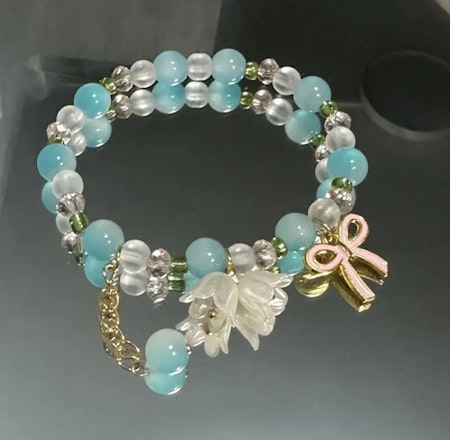 Armband bell orchid.
