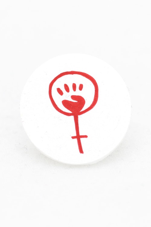 Feminist, örstickare