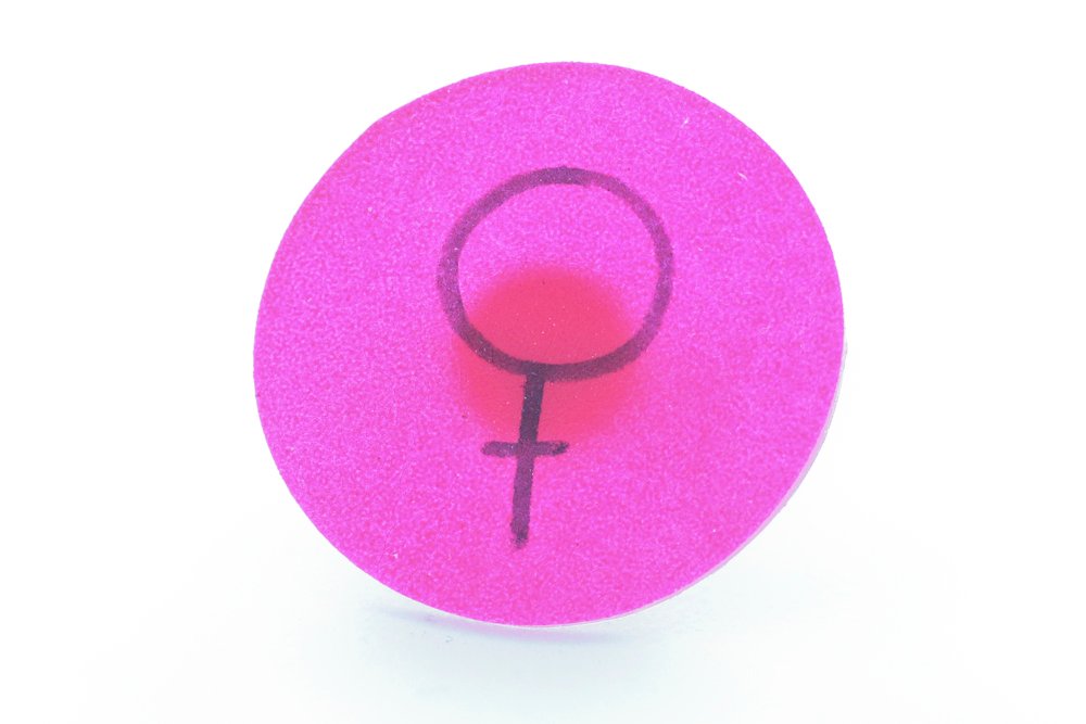 Rosa ring, feminist