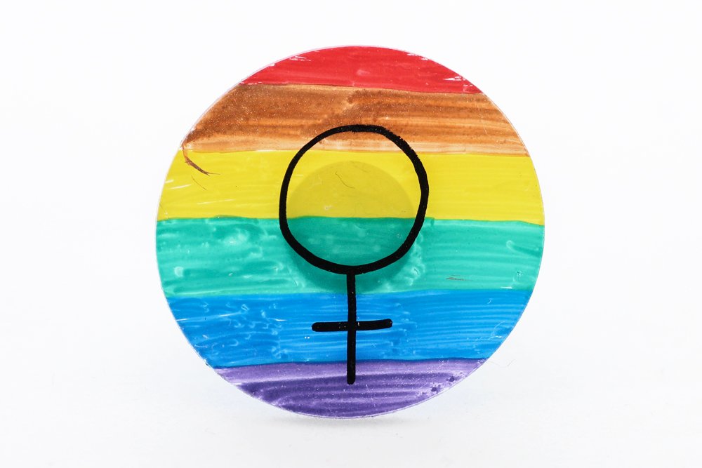 Regnbågsfärgad ring, feminist