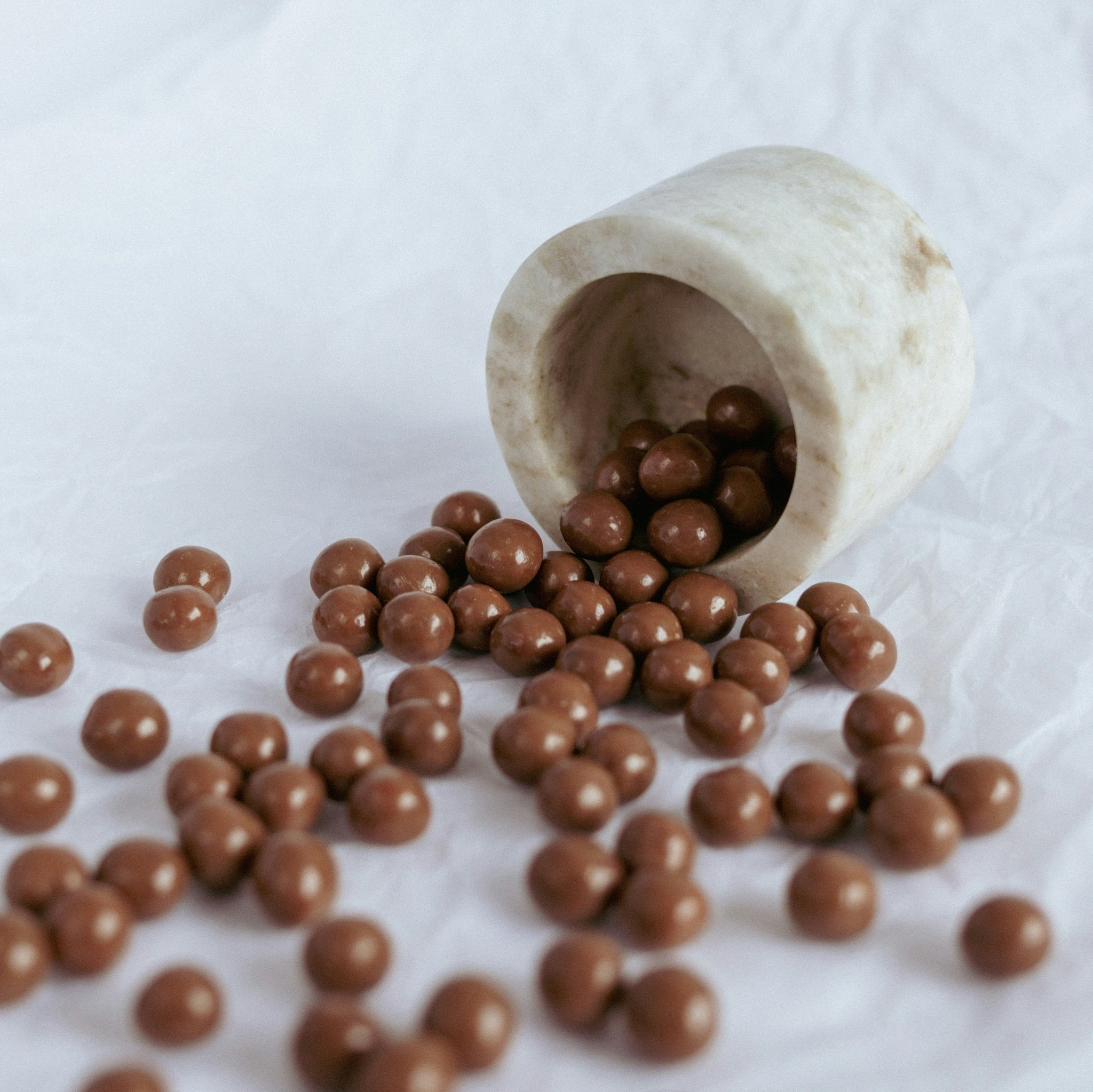 KIKÄRTOR I MJÖLKCHOKLAD MED MOCKASMAK - 150 g