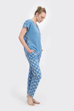 Pajamas with top and trousers