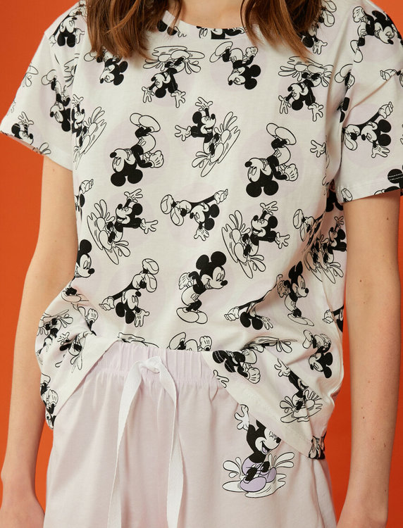 Mickey Mouse Pyjamas med topp och shorts