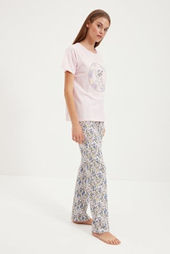 Pajamas with top and trousers