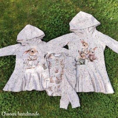 Tunika MARY, Kaniner & blomster