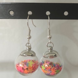 Örhängen glasglob med mix neon stjärnor 16mm