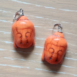 Berlock Buddha i howlite