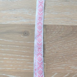 Nyckelband med dräktband rosa på vit