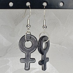 Örhängen med små kvinnosymboler i ice grey 5