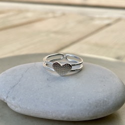 Ställbar ring med hjärta