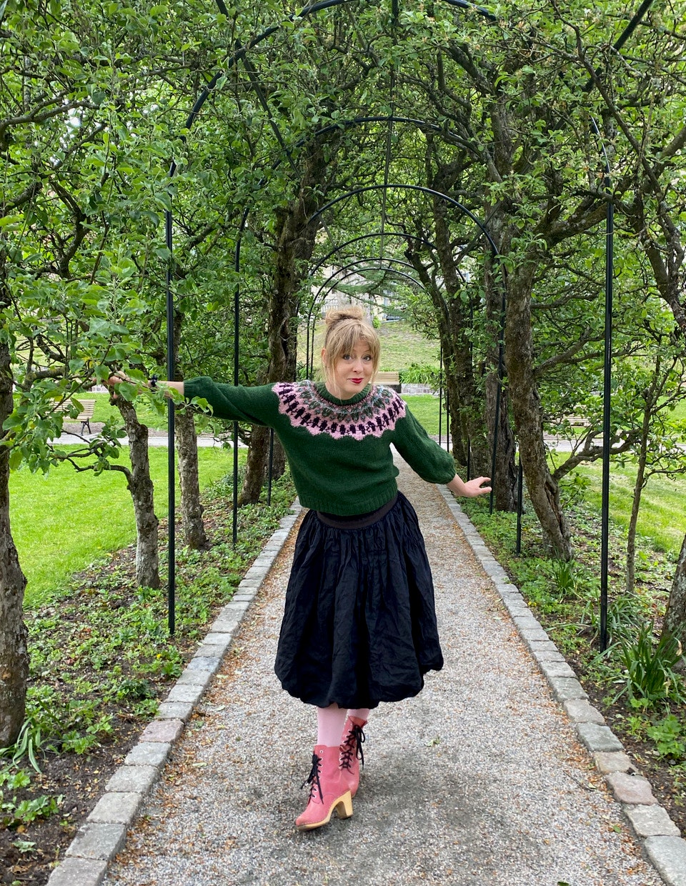 Designa din egen oktröja från grunden med Anna Bauer 7-9 november 2025. Anmälningsavgift 2.