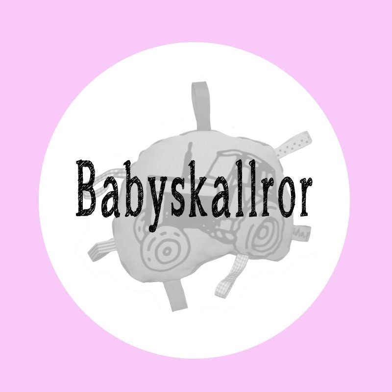 Babyskallra/Barnvagnshänge - ida.p design - Barnvagnstillbehör och barnkläder