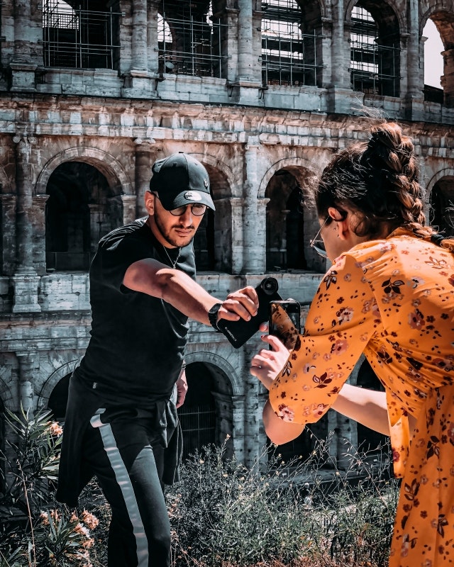 SV ASSETS PHONE LENSES & ACCESSORIES - In Rome.