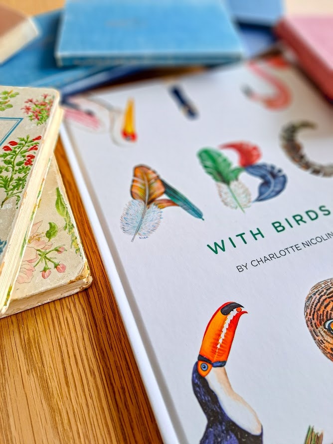 Barnbok ABC WITH BIRDS