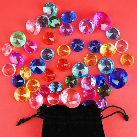 Diamanter i sammetsväska - Diamonds in velvet bag