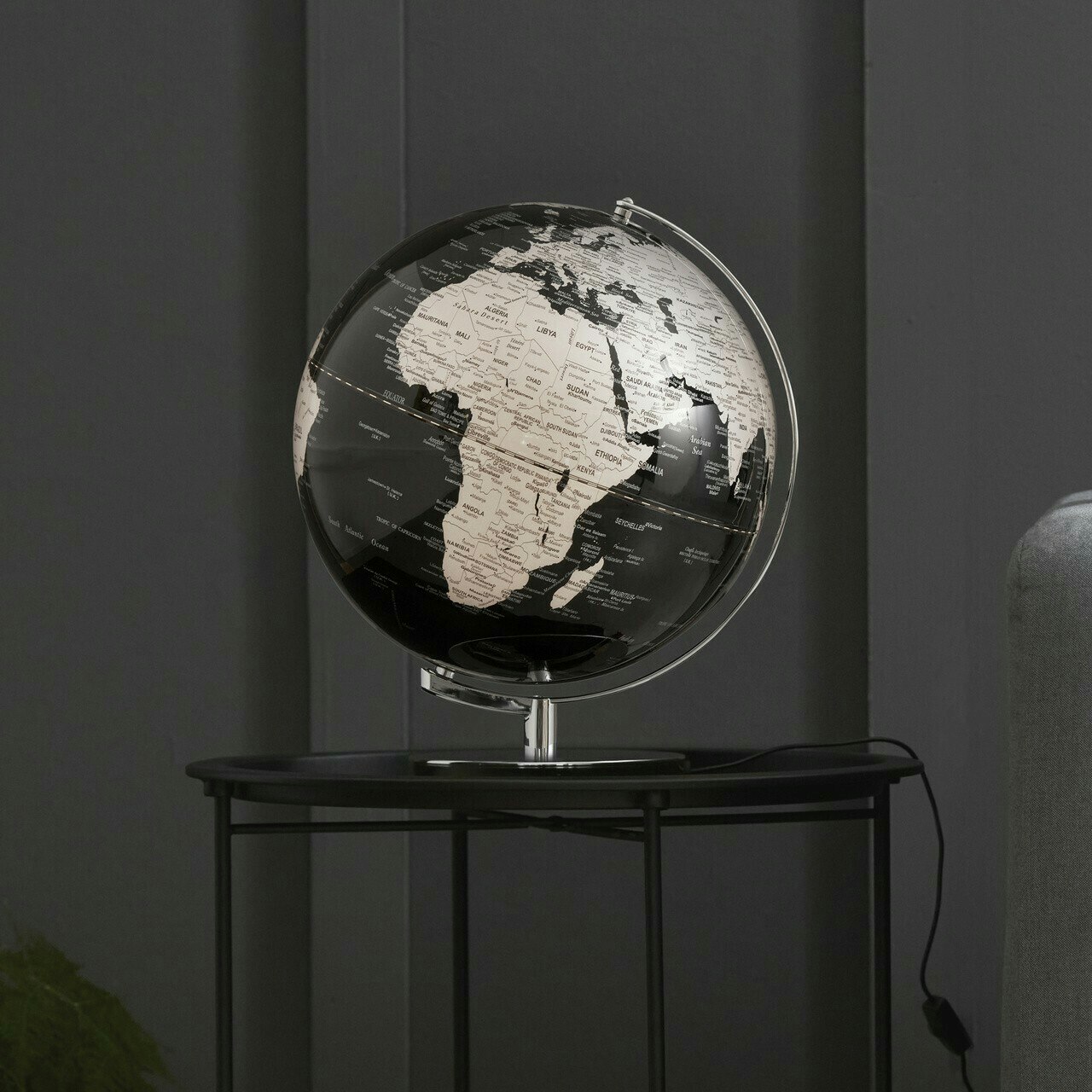 Jordglob Lampa Svart och silver 30 cm