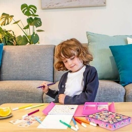 Colouring Set  Magical Creatures