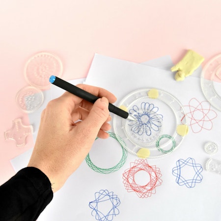 Spirograph set