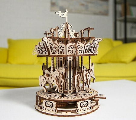 UGEARS Karusell