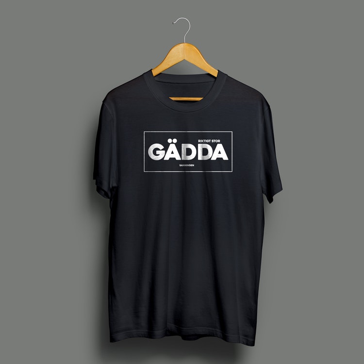 RIKTIGT STOR GÄDDA SANNINGEN (T-shirt)