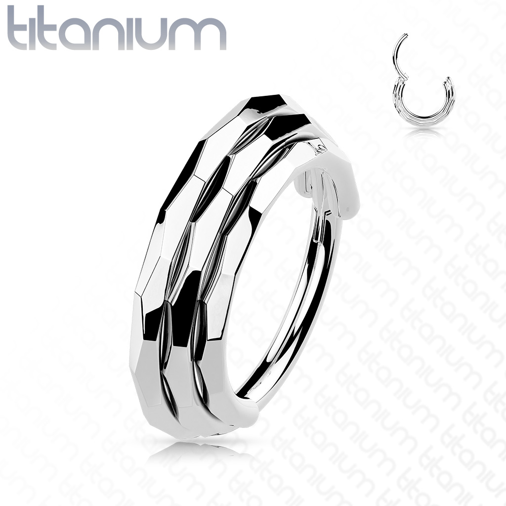 Segmentring i titanium 1.2mm med 3st ringar med fasettslipad kant