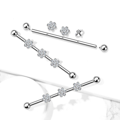 Titanium industrial barbell 1.6mm med 3st blommor med cubic zirconia