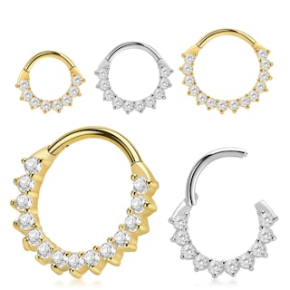 Segmentring i kirurgiskt stål med klar cubic zirconia