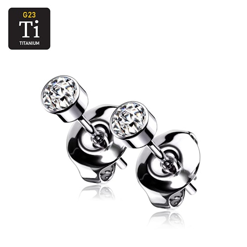 Örhänge i titanium med klar cubic zirconia (par)