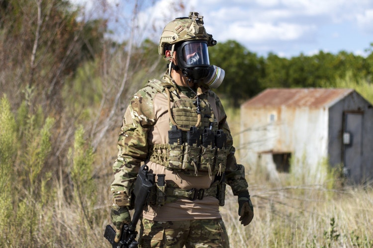 GUMARNY CM-6M PROTECTIVE MASK - Skyddsmask med drickslang