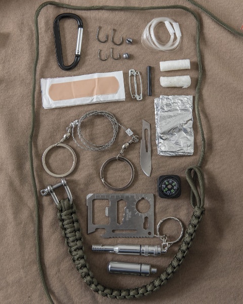 MIL-TEC by STURM PARACORD SURVIVAL KIT LARGE - BLACK