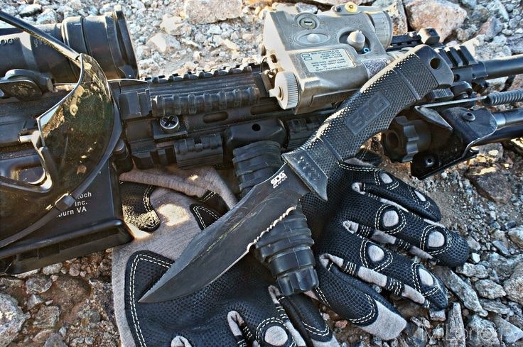 SOG SEAL Team 2000 - U.S Navy Seals Kniv