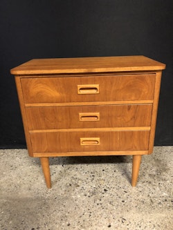 BYRÅ, teak, 1950/60-tal.