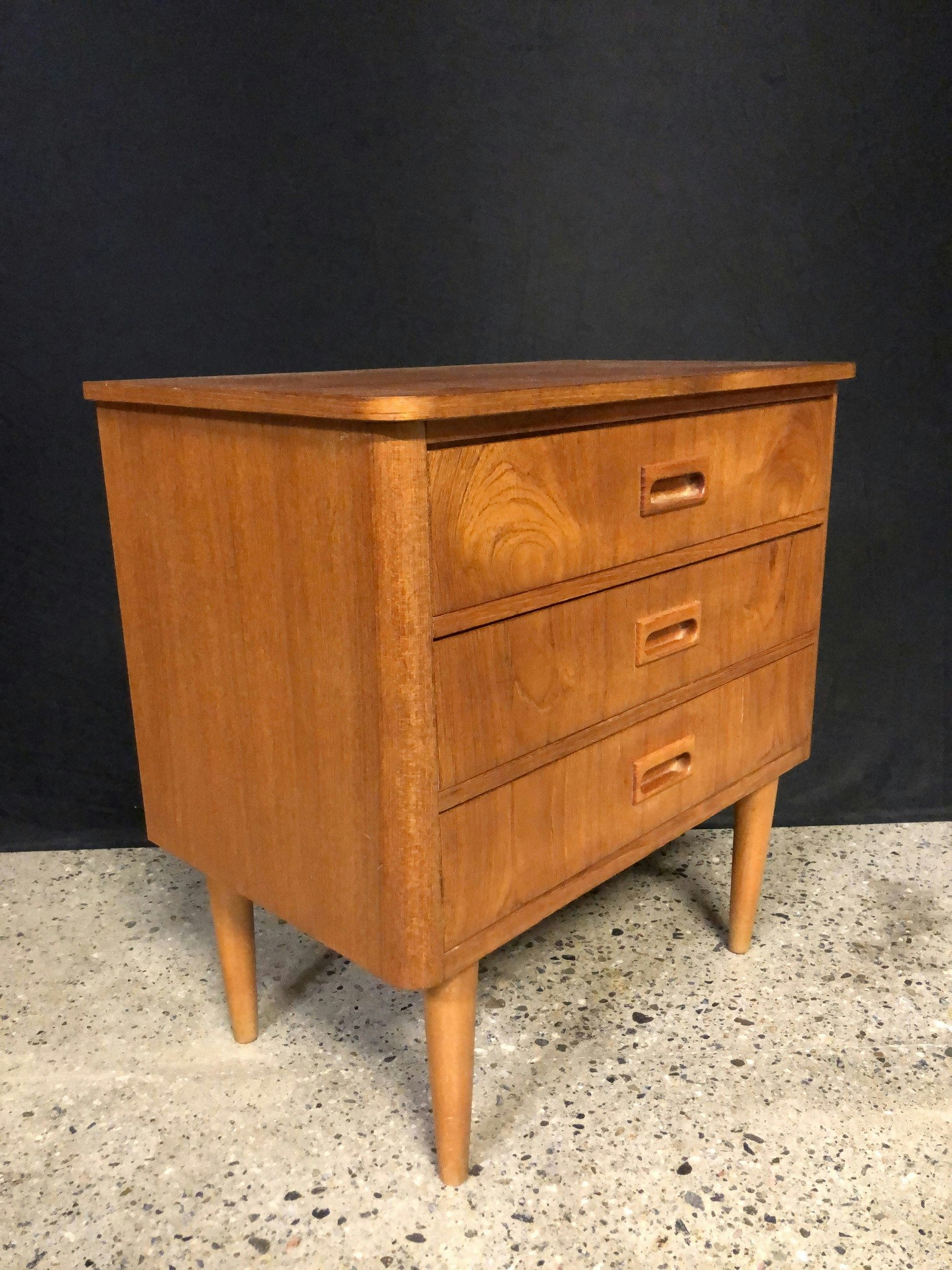 BYRÅ, teak, 1950/60-tal.
