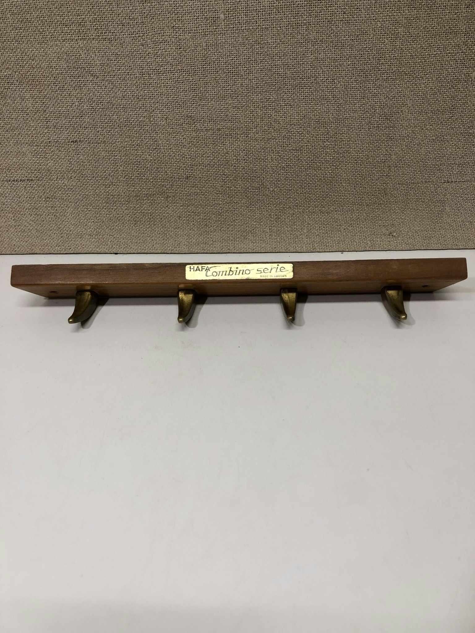 KLÄDHÄNGARE, Teak/Mässing, HAFA Combino serie Sweden.