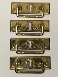 MÖBELHANDTAG 4 st. mässing, Jugend, 1900.