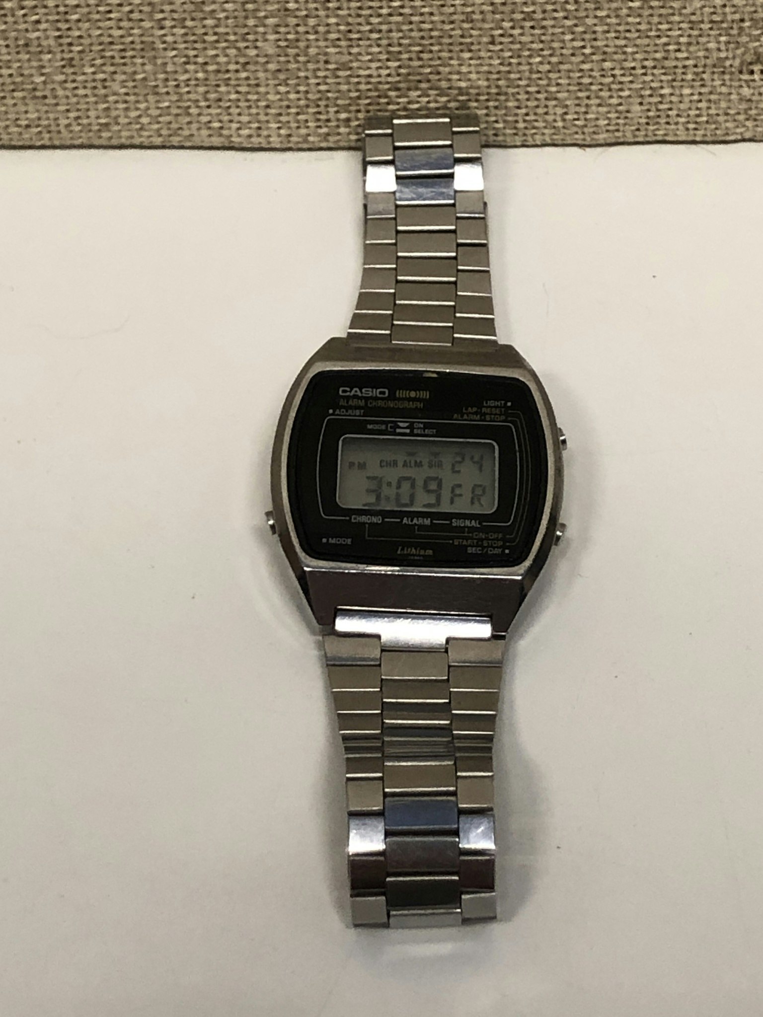 ARMBANDSUR, herr, CASIO, alarm, chronograph, quartz, 1980-tal.