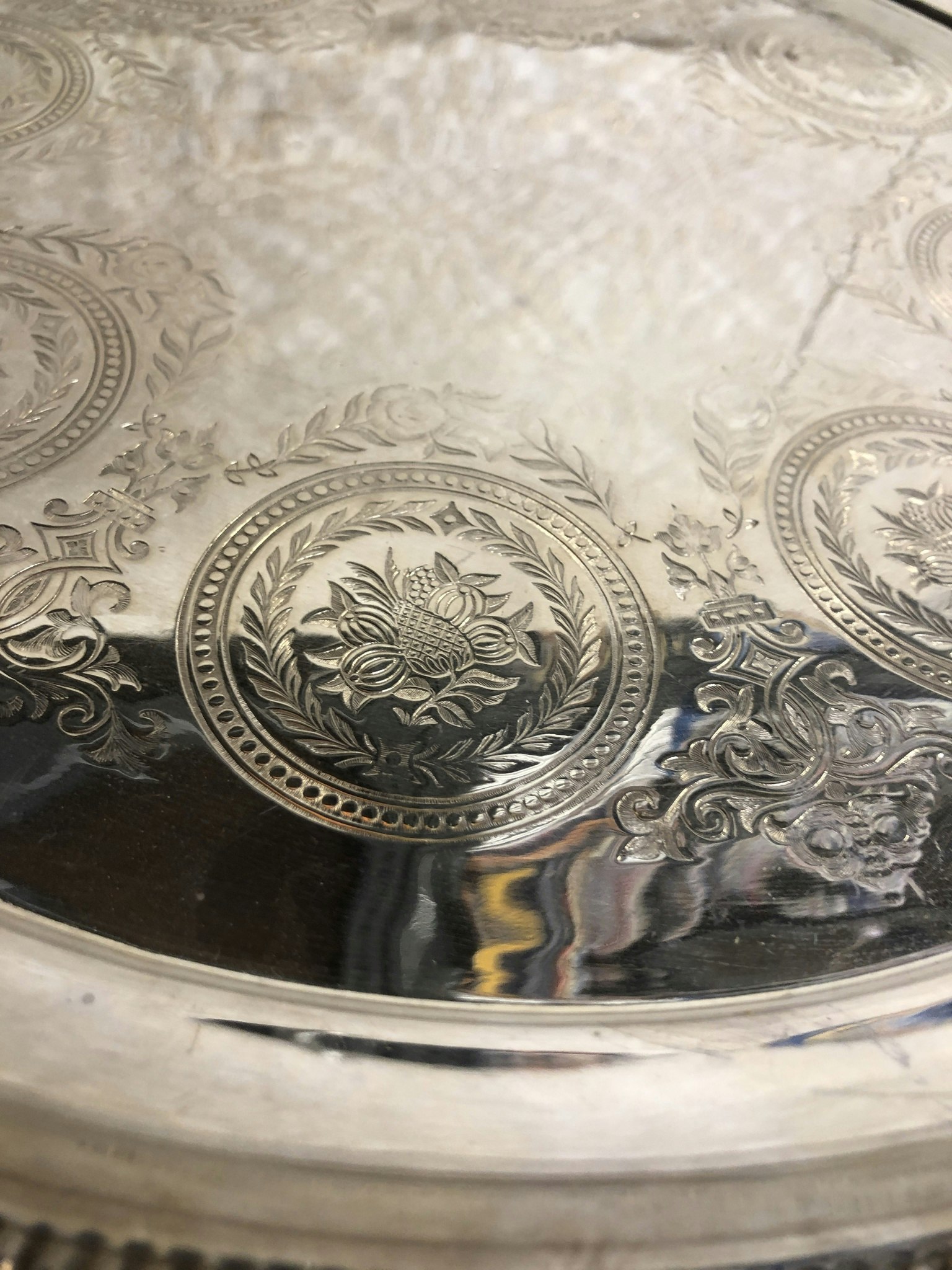 BRICKA, nysilver, 1900-tal.