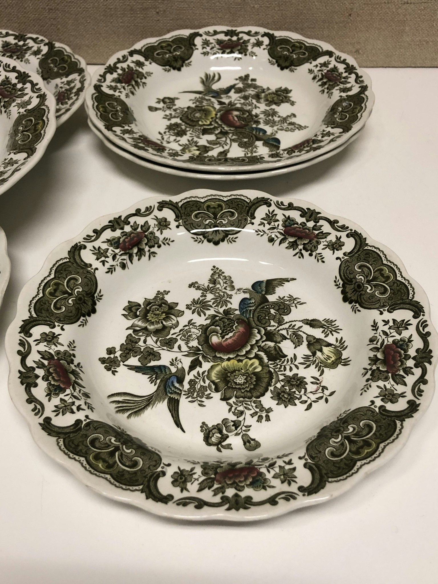 DJUPTALLRIKAR/ASSIETTER 6 st. porslin, "Windsor", Ridgway of Staffordshire, England.
