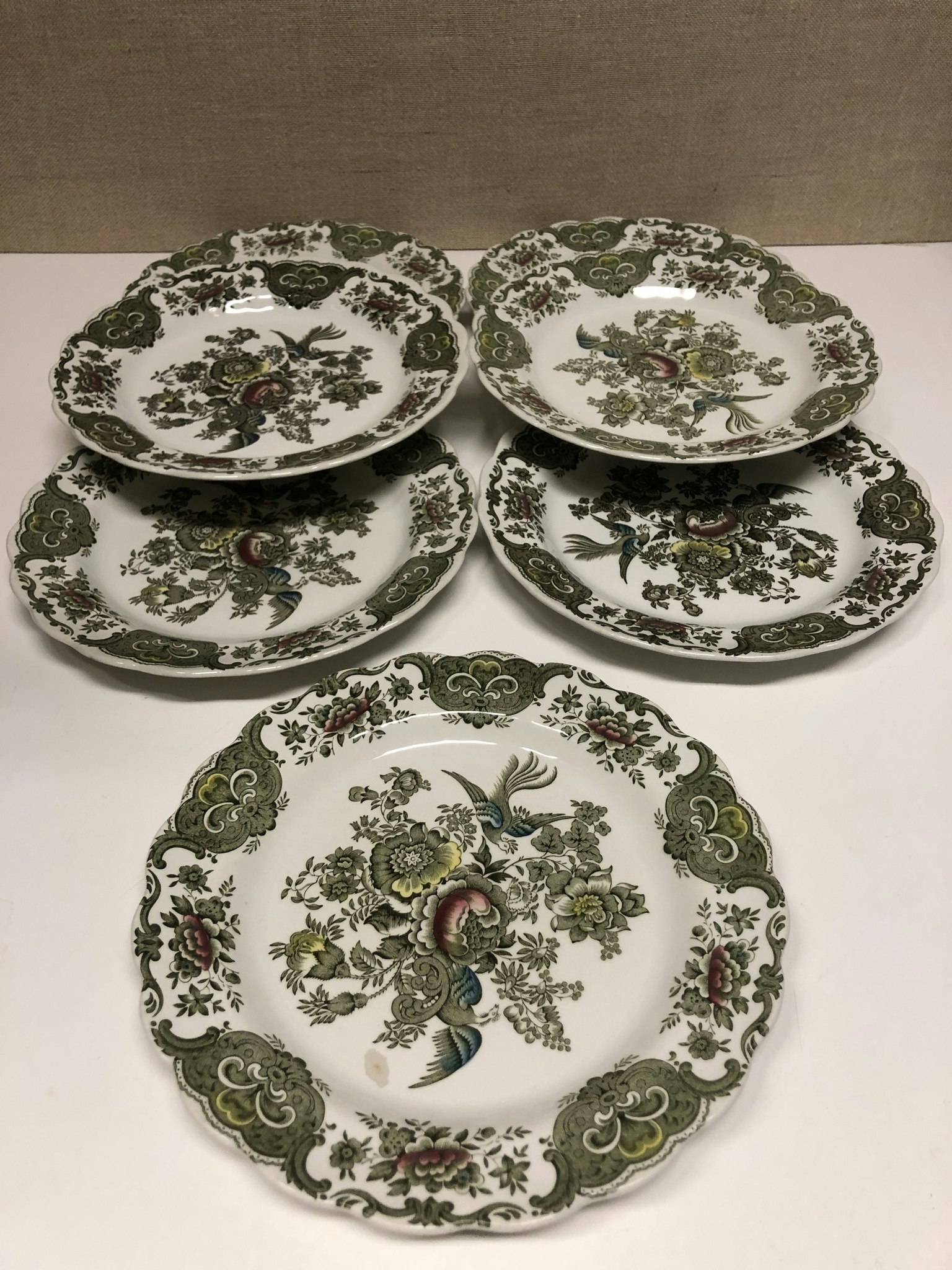 MATTALLRIKAR 7 st. porslin, "Windsor", Ridgway of Staffordshire, England.