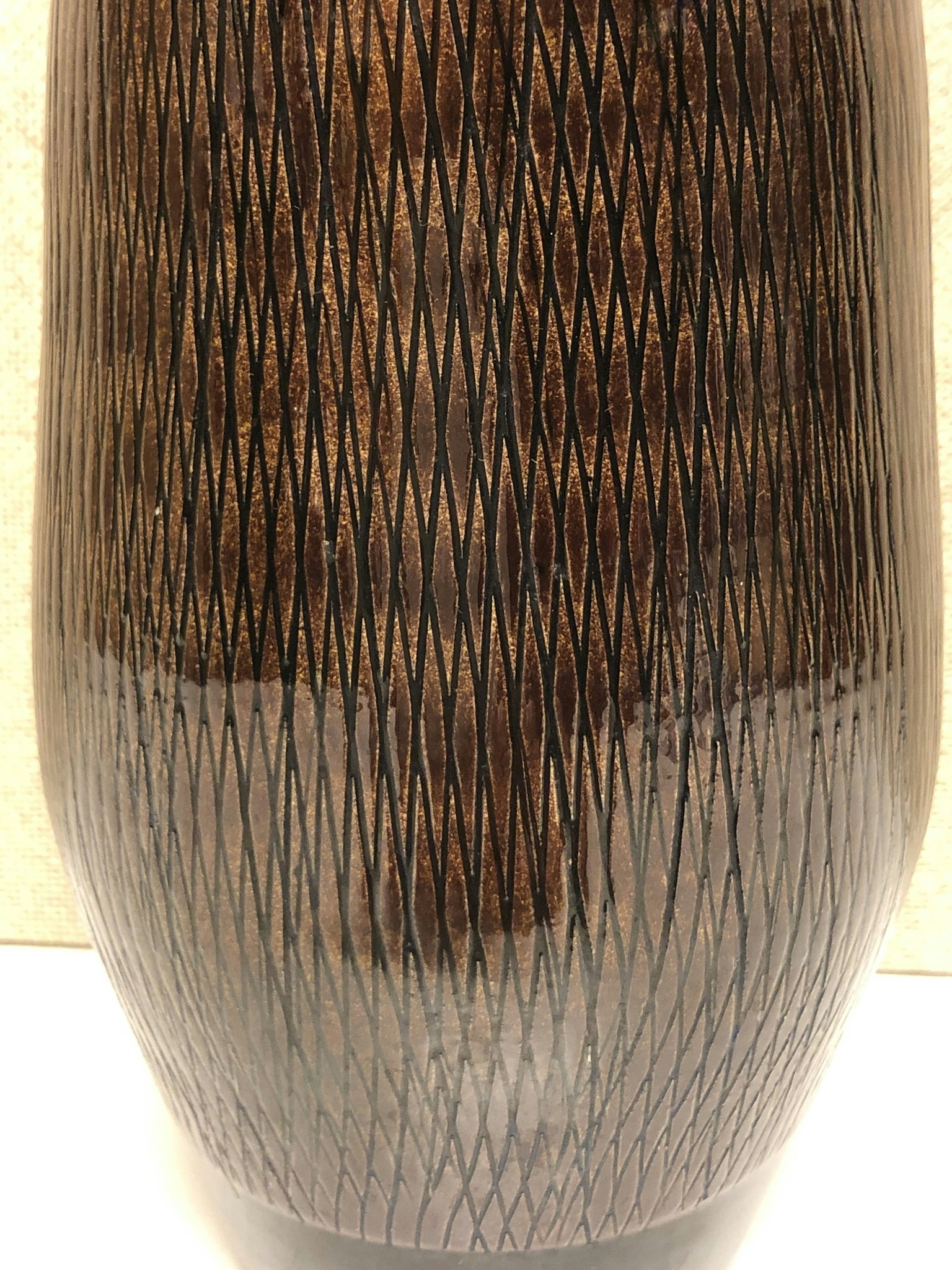 VAS, keramik, "Flamma" nr. 2611, Ingrid Atterberg, Uppsala Ekeby, 1960-tal.