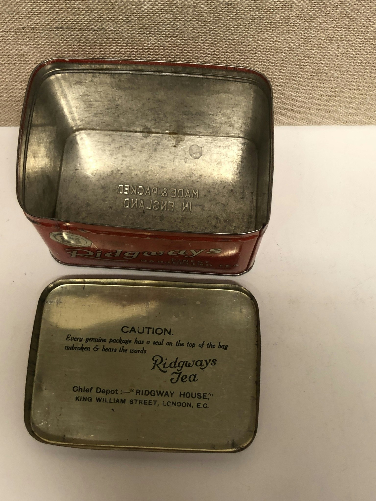 PLÅTBURK, Ridgways Finest Darjeeling Tea, England.