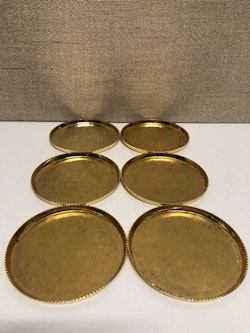 GLASUNDERLÄGG, metall, Scandia Guld.