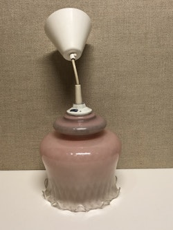 TAKLAMPA, glas, 1900-talets andra hälft.