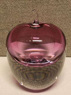 ÄPPLE, glas, Hanne Dreutler, Arthur Zirnsack, Studio Åhus.