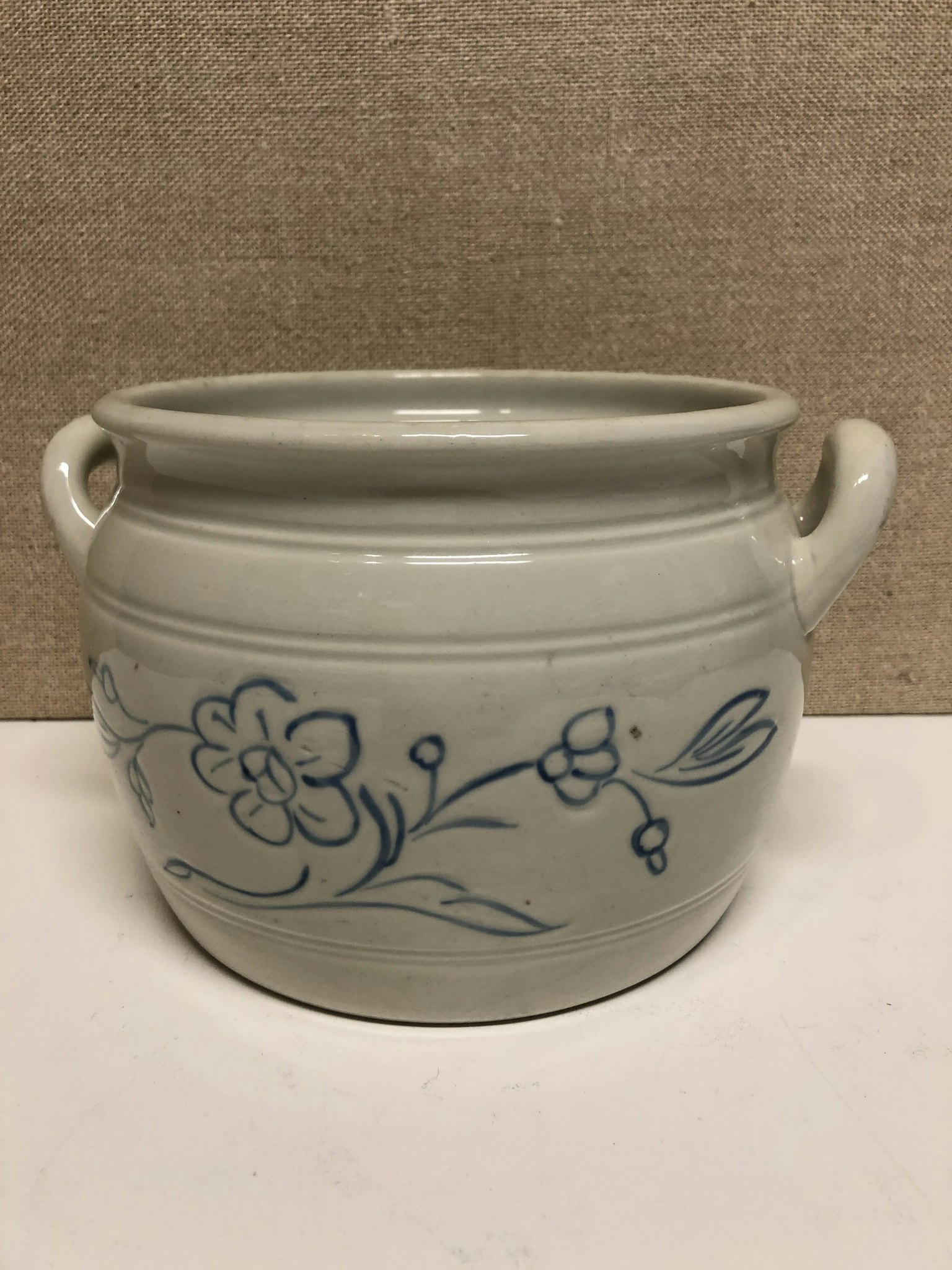 KRUKA, stengods, blå/vit, 1900-talets första hälft.