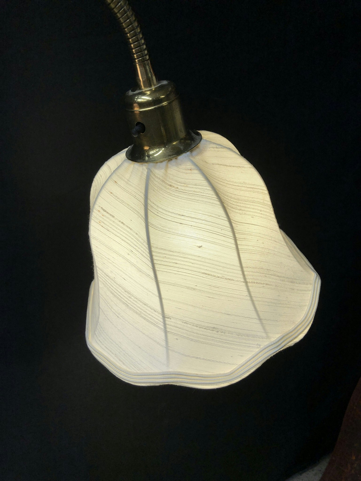 GOLVLAMPA, metall, EWÅ, Värnamo.