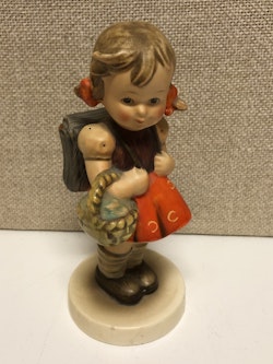 FIGURIN, porslin, Goebel, M.J.  Hummel, West Germany.