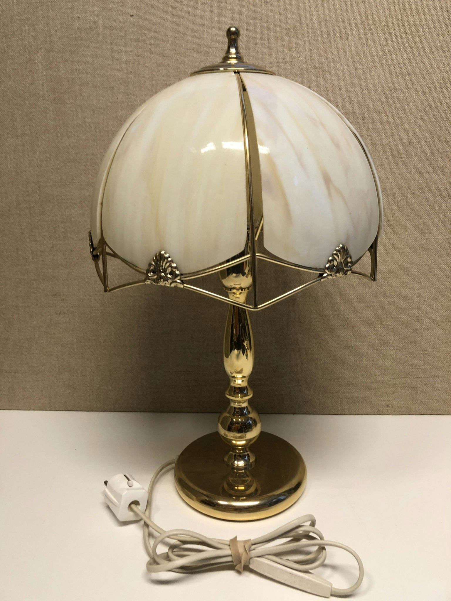 BORDSLAMPA, mässing/glas, Rejmyre armaturfabrik, 1980-tal.