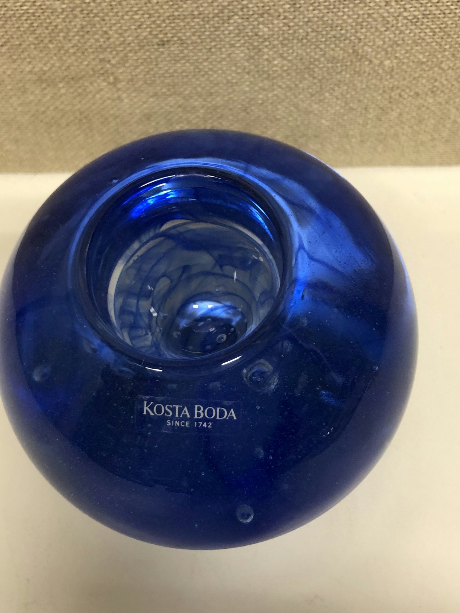 LJUSLYKTA, glas, "Blue Moon" Anna Ehrner, Kosta Boda.