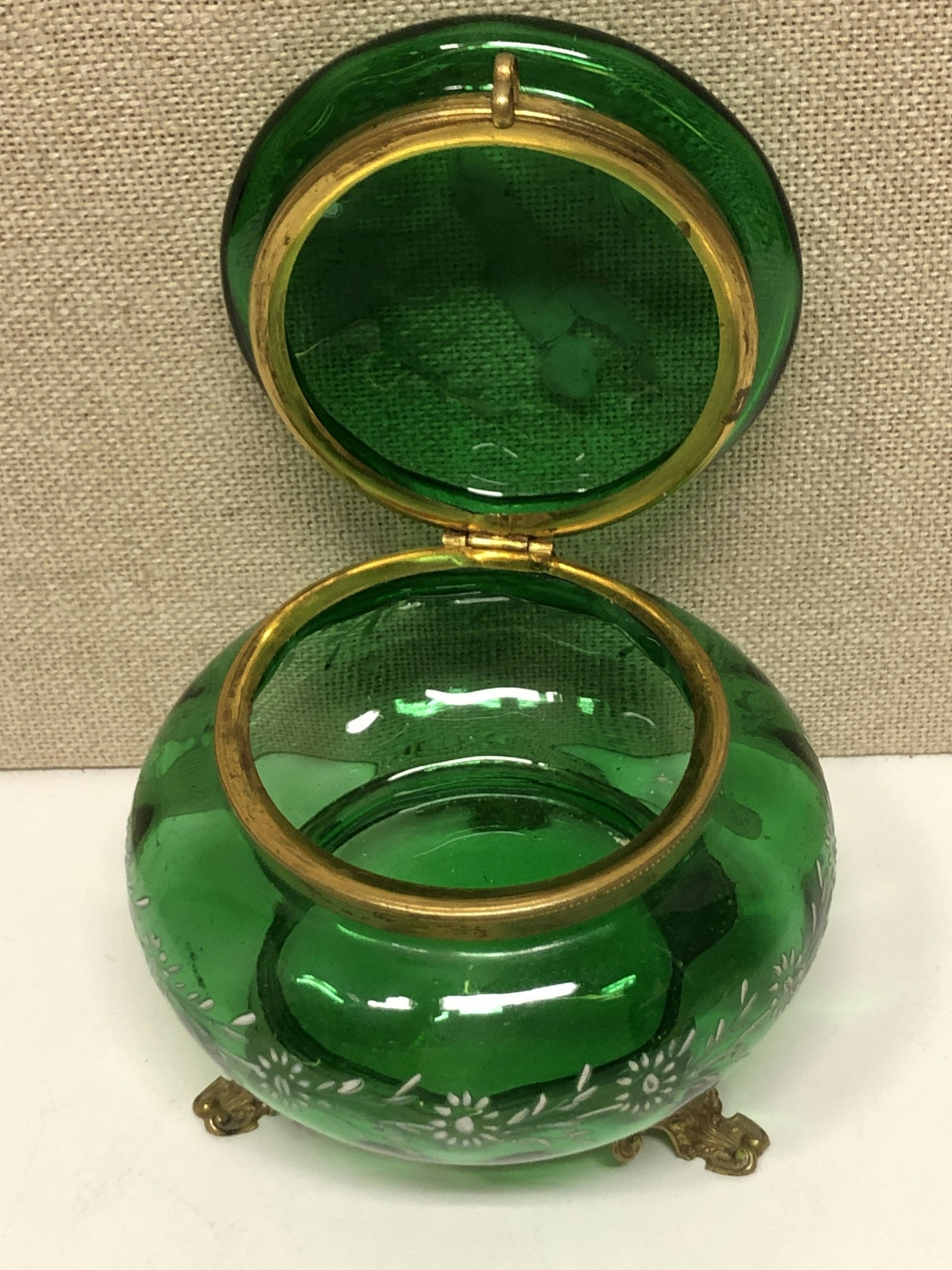 ASK, glass/brass, Mary Gregory style, early 20th century.